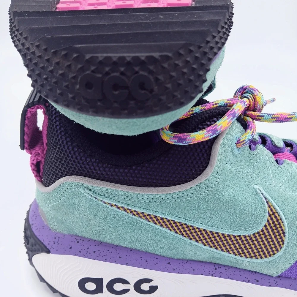 Nike ACG Dog Mountain Shoes Mens‎ Size 12 Rare Purple Trail Hiking AQ0916-300
